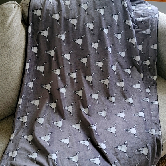 Steer Head Minky/Crush Marble Backing - Picture 1 of 7